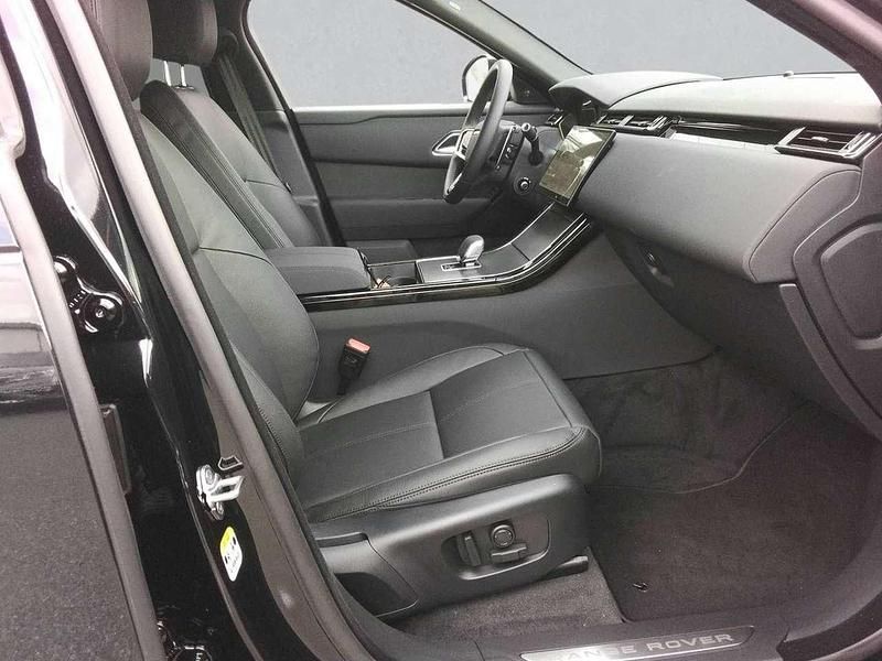 Gebraucht Land Rover Range Rover Velar SE Dynamic 300 PS (220 kW) 2025 Santorini black SUV