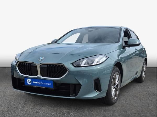 Neu BMW 116 Basis 122 PS (89 kW) 2025 Grün (cape york grün metallic) Kleinwagen