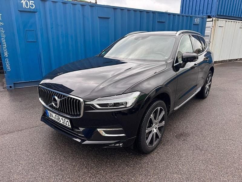 Schwarz Gebraucht 2018 Volvo XC60 Inscription SUV | 25.990 € (Superpreis) - Bild 1/4