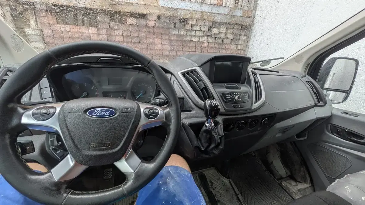 Gebraucht Ford Transit 170 PS (125 kW) 2018 Blau Van / Kleinbus