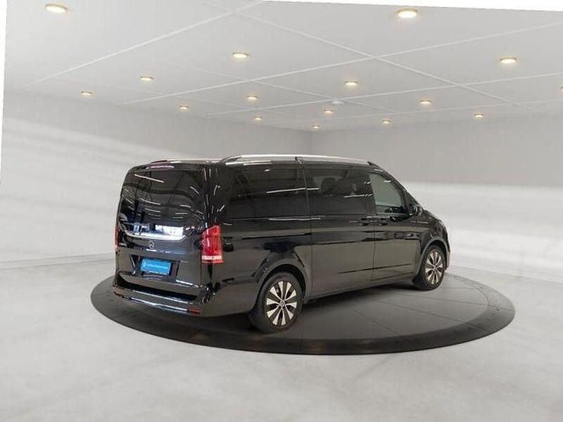 Gebraucht Mercedes V300 237 PS (174 kW) 2022 Schwarz Van / Kleinbus