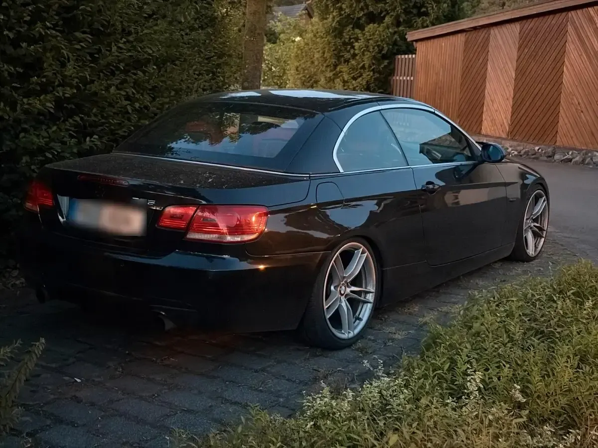 Gebraucht BMW 335 Cabriolet M Sport 306 PS (225 kW) 2007 Schwarz Cabrio