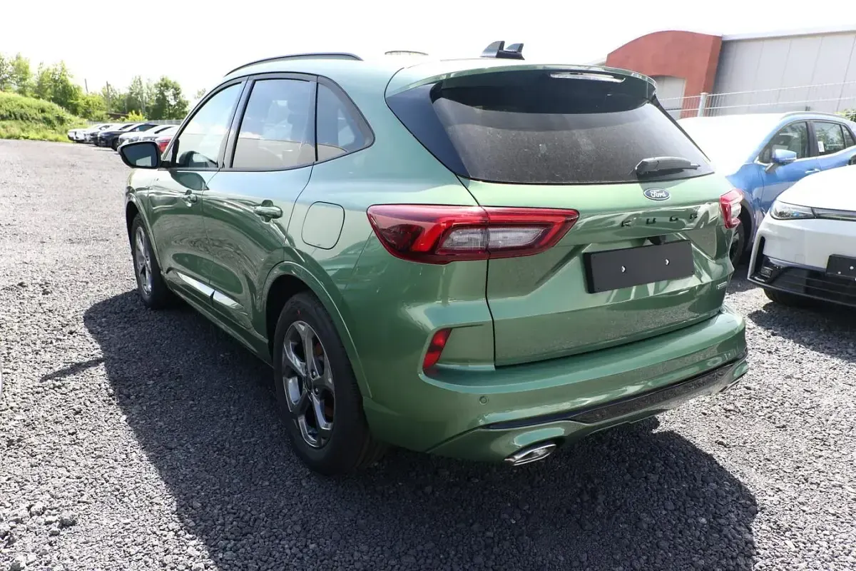 Ny Ford Kuga ST-Line 179 HK (131 kW) 2025 Grøn SUV