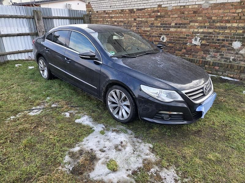 Gebraucht VW Passat R 299 PS (219 kW) 2009 Schwarz Limousine