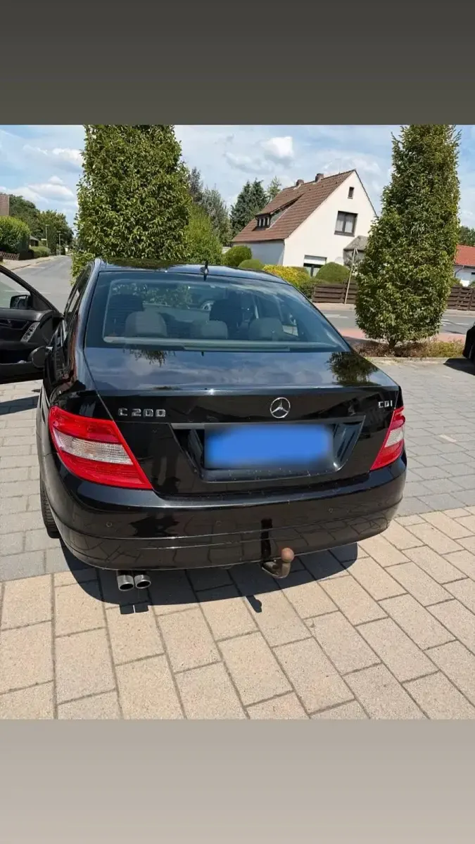 Gebraucht Mercedes C200 136 PS (100 kW) 2009 Schwarz Limousine