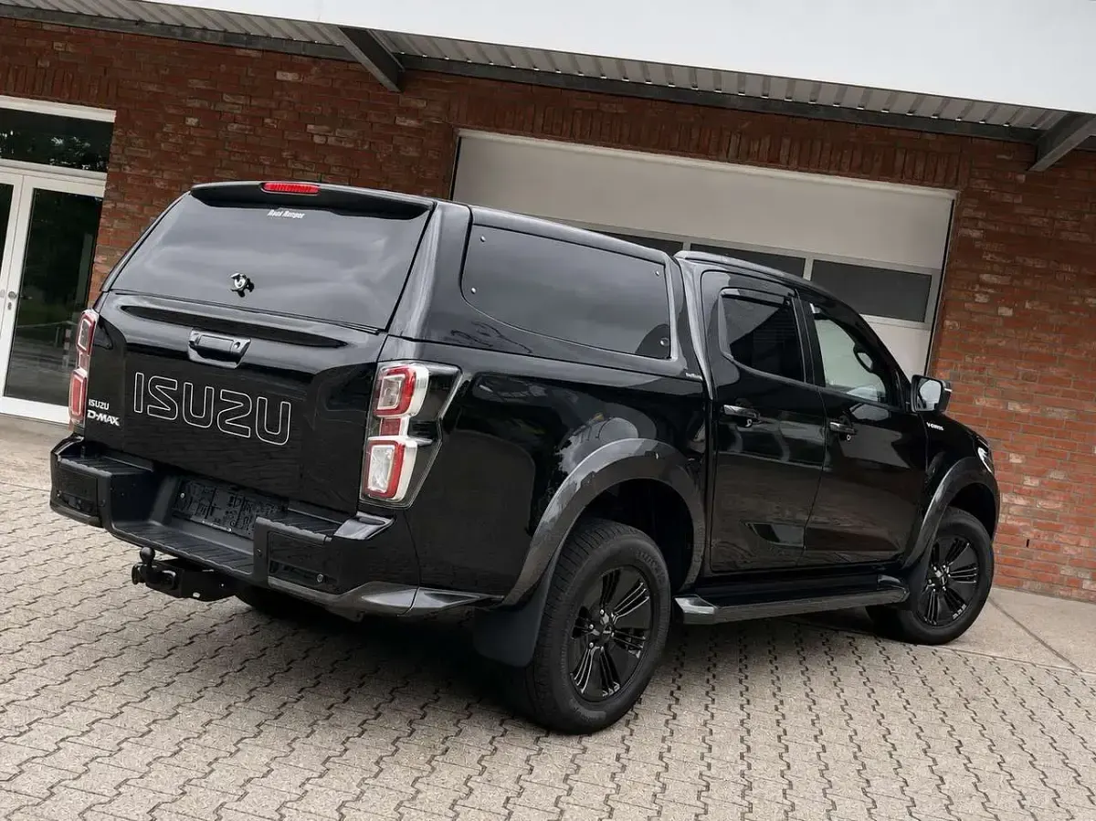 Gebraucht Isuzu D-Max 163 PS (119 kW) 2021 Schwarz Pickup
