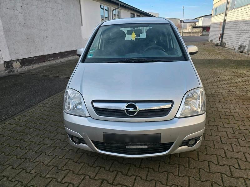 Gebraucht Opel Meriva 100 PS (73 kW) 2009 Silber Van / Kleinbus