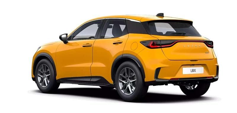 Neu Lexus LBX 136 PS (100 kW) 2025 Sonnengelb SUV