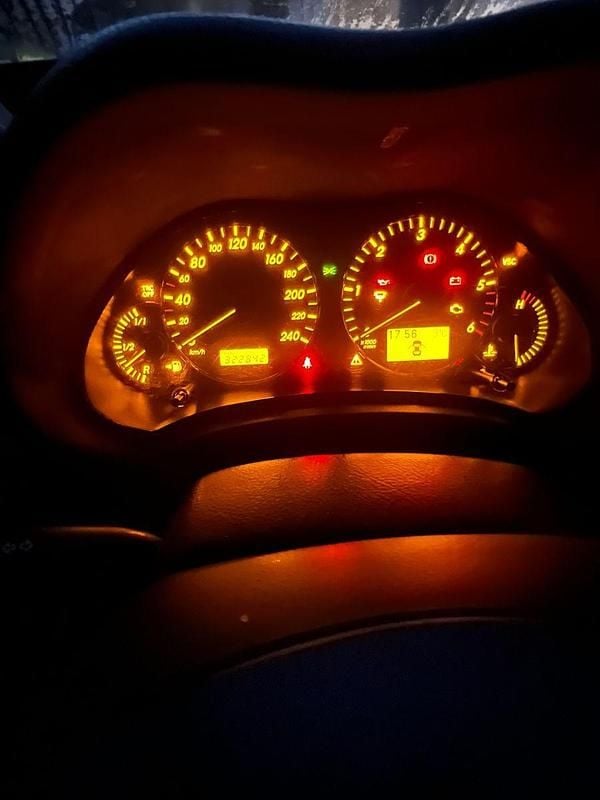 Gebraucht 2007 Toyota Avensis Travel Kombi | 1.500 € (Superpreis) - Bild 1/3