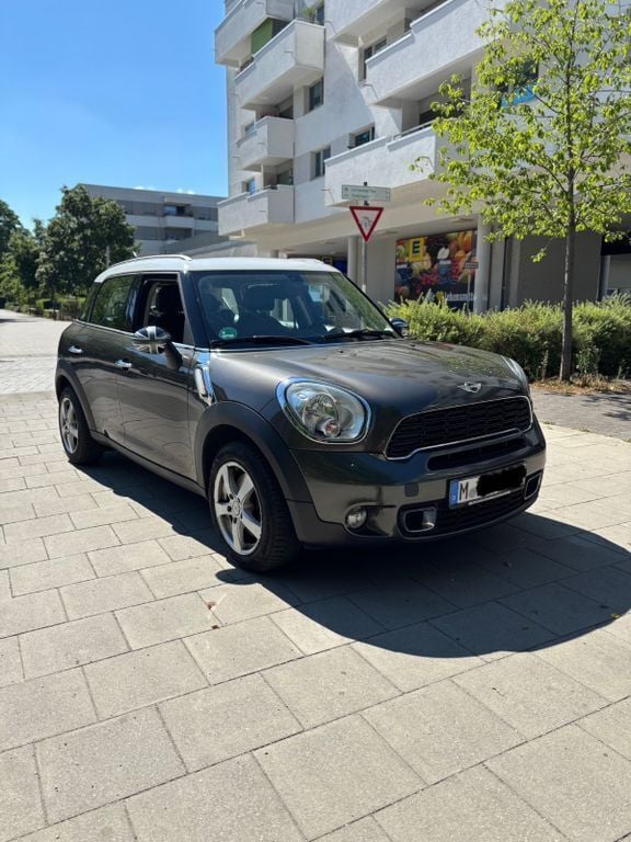 Braun Gebraucht 2011 Mini Cooper S Countryman SUV | 7.790 € (Guter Preis) - Bild 1/4