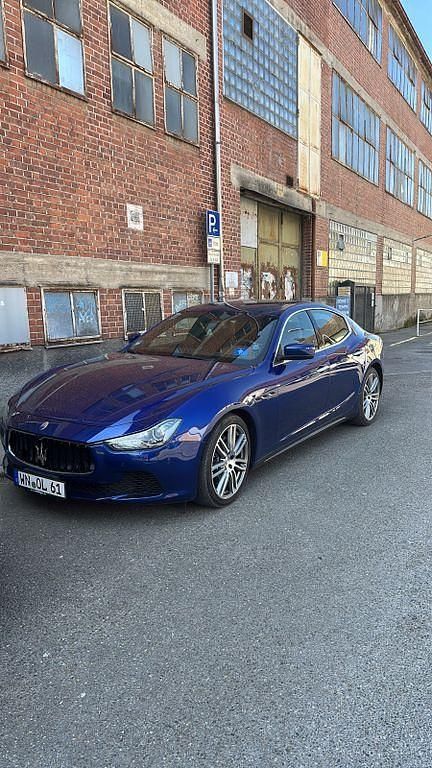 Gebraucht Maserati Ghibli 409 PS (300 kW) 2015 Blau Limousine