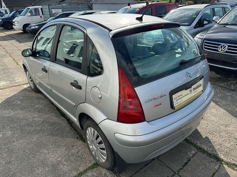 Gebraucht Citroën C3 Comfort 73 PS (53 kW) 2006 Aluminiumgrau/metallic Kleinwagen