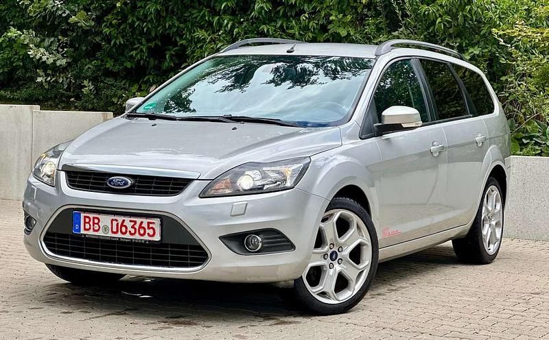 Grau Gebraucht 2008 Ford Focus ST-Line Kombi | 2.700 € (Superpreis) - Bild 1/4