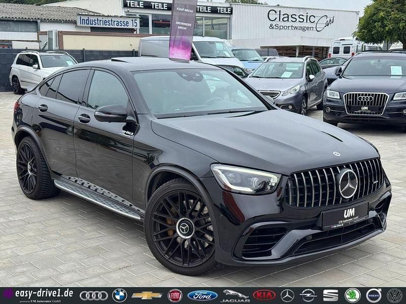 Obsidianschwarz Gebraucht 2019 Mercedes GLC63 AMG AMG SUV | 56.990 € - Bild 1/4