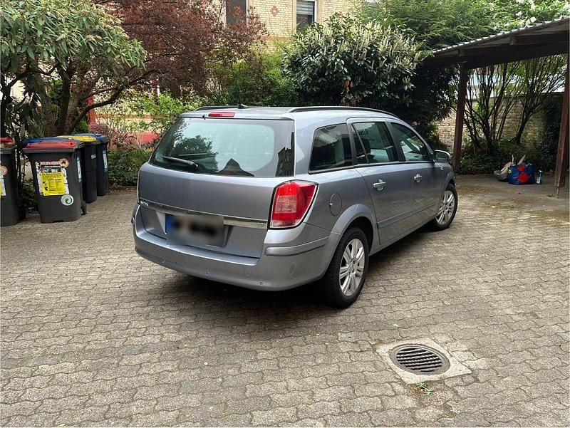 Gebraucht Opel Astra 150 PS (110 kW) 2008 Kombi