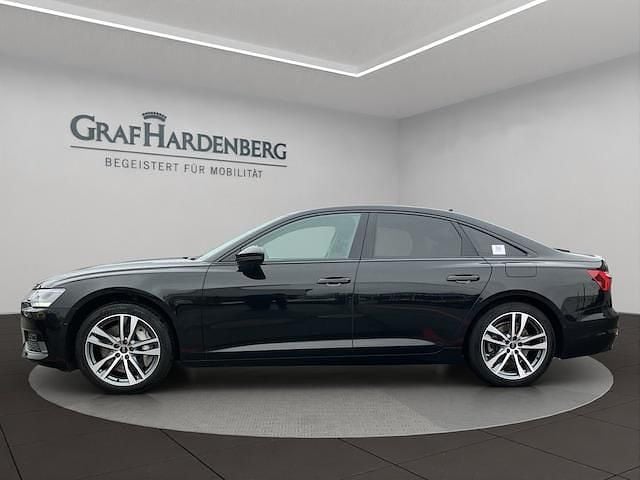 Gebraucht Audi A6 Ambiente 299 PS (219 kW) 2021 Brillantschwarz Limousine