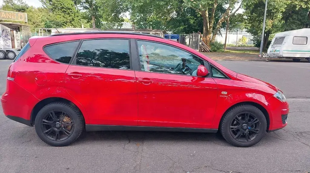 Gebraucht Seat Altea Sun 140 PS (102 kW) 2014 Rot Van / Kleinbus