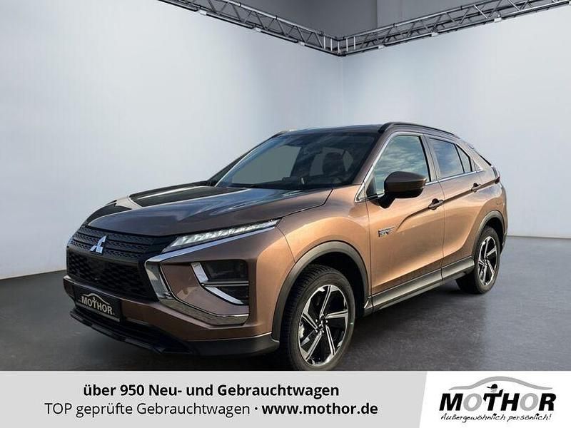 Bronzebraun Gebraucht 2023 Mitsubishi Eclipse Cross Basis SUV | 23.666 € (Superpreis) - Bild 1/4