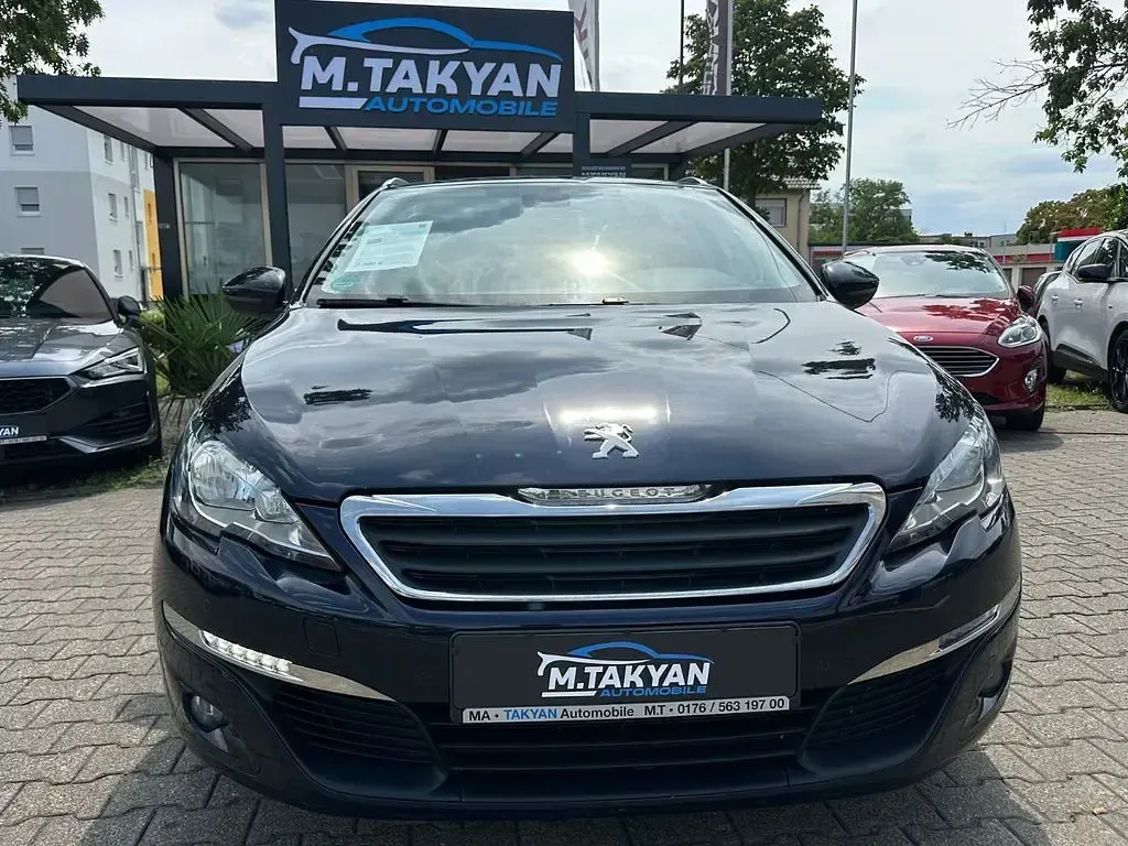 Gebraucht Peugeot 308 SW Active 131 PS (96 kW) 2017 Blau Kombi