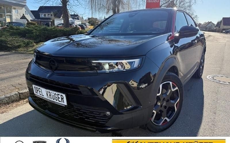 Gebraucht Opel Mokka-e GS Line 100 kW (136 PS) 2023 Diamant schwarz/karbon schwarz SUV