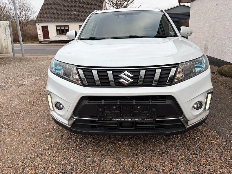 Gebraucht Suzuki Vitara Adventure 140 PS (102 kW) 2019 Weiß SUV