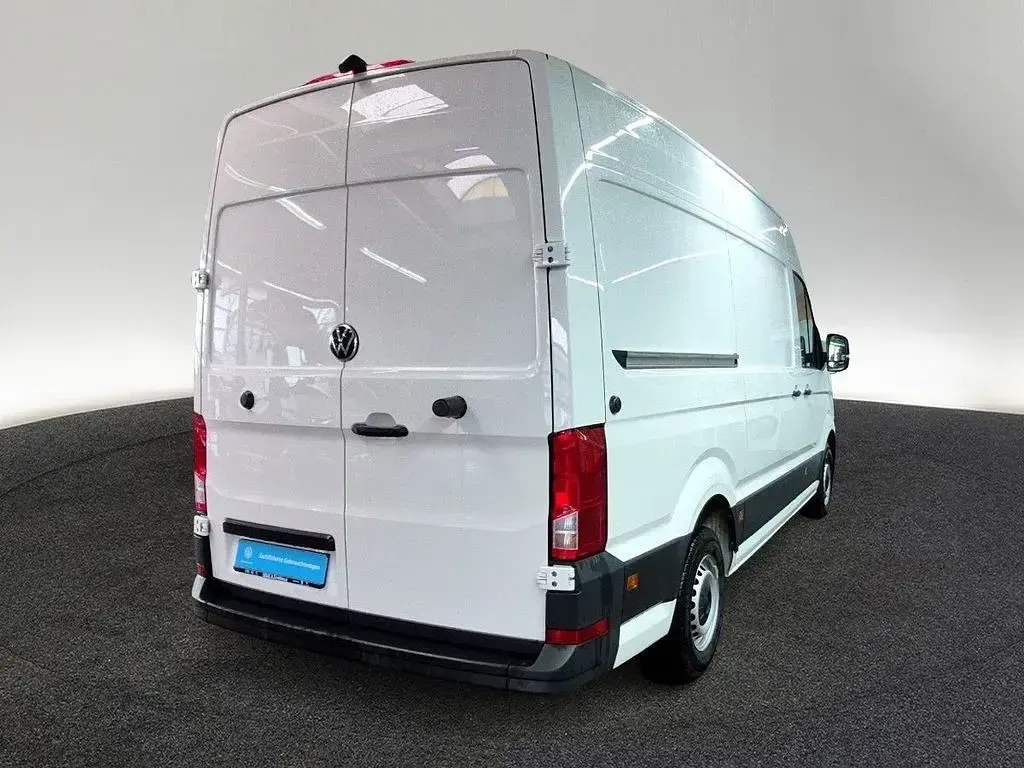 Gebraucht VW Crafter 140 PS (102 kW) 2025 Candyweiß Van