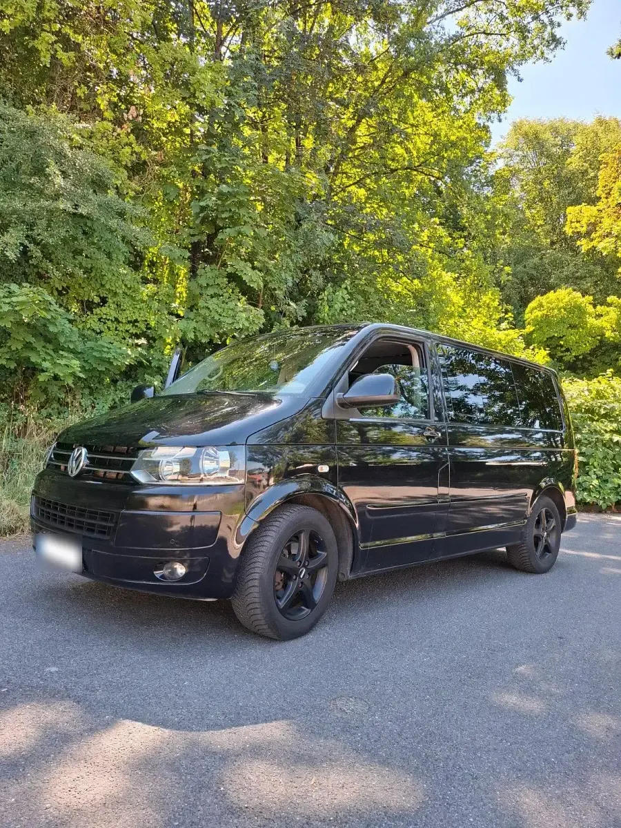 Gebraucht VW Caravelle 140 PS (102 kW) 2010 Schwarz Van