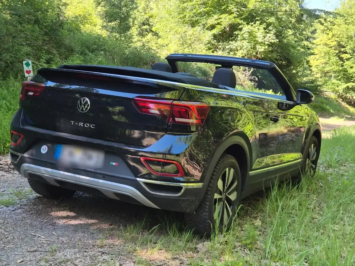 Gebraucht VW T-Roc Cabriolet 150 PS (110 kW) 2024 Schwarz Cabrio