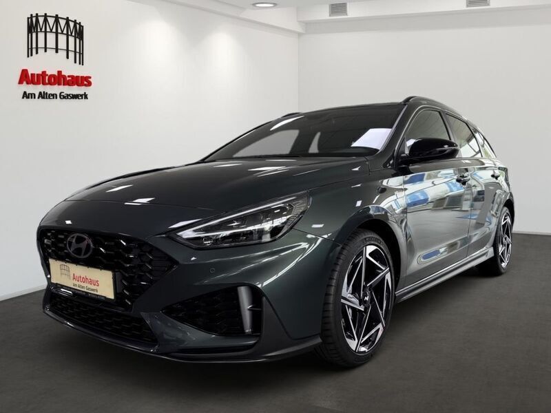 Gruen Neu 2025 Hyundai i30 N Line Kombi | 29.975 € (Fairer Preis) - Bild 1/4