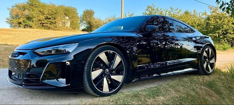 Schwarz Gebraucht 2022 Audi e-tron GT quattro Premium Limousine | 49.900 € (Superpreis) - Bild 1/4