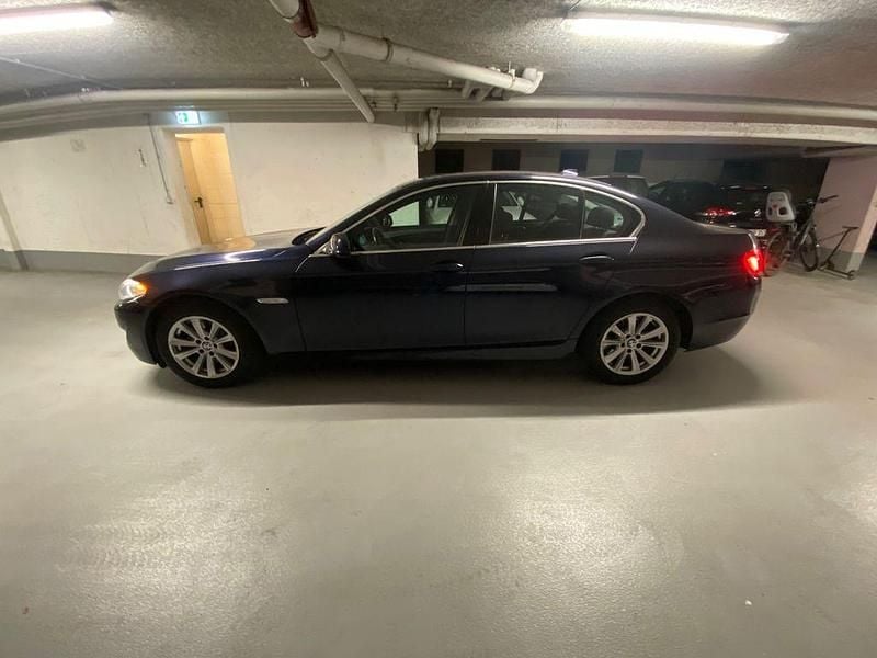 Gebraucht BMW 525 218 PS (160 kW) 2013 Blau Limousine
