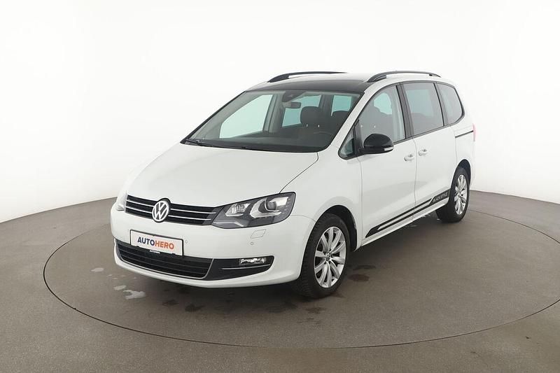 Gebraucht VW Sharan Highline 150 PS (110 kW) 2020 Weiß Van / Kleinbus