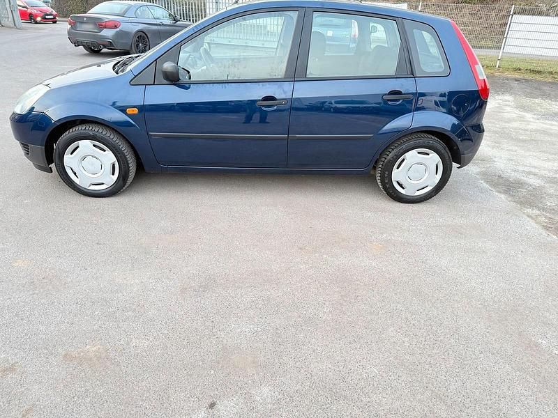Gebraucht Ford Fiesta 69 PS (50 kW) 2004 Kleinwagen