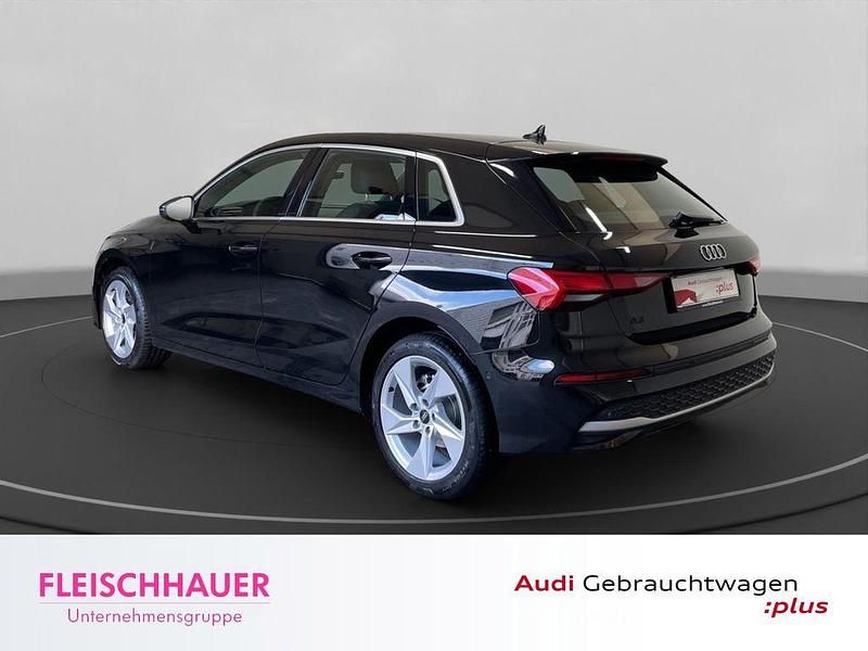 Gebraucht Audi A3 Ambiente 150 PS (110 kW) 2024 Schwarz Limousine