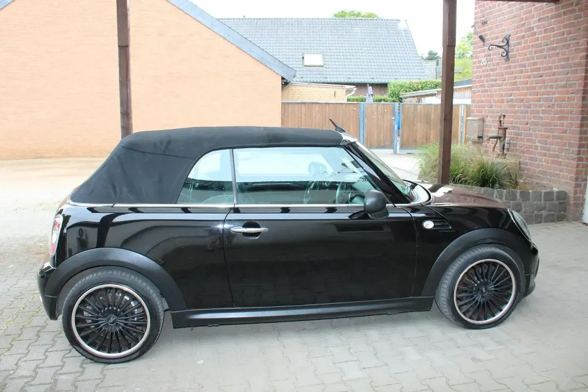Occasion Mini One Cabriolet 78 ch (57 kW) 2011 Noir Cabriolet