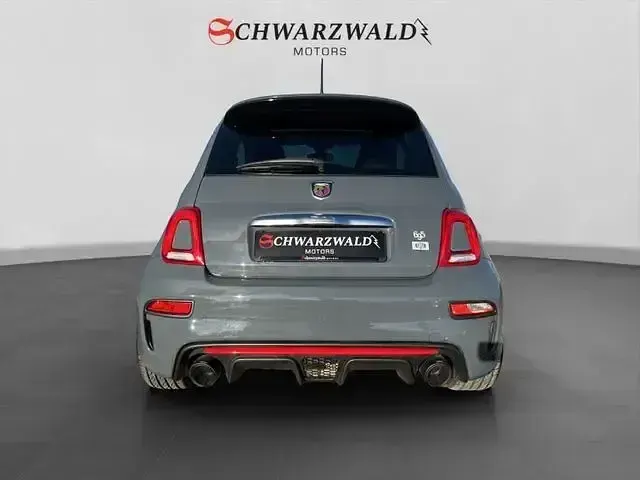 Gebraucht Abarth 695 165 PS (121 kW) 2017 Grau Kleinwagen