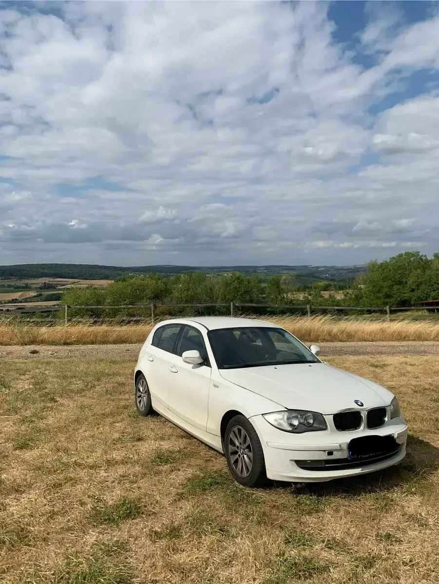 Gebraucht BMW 116 85 PS (62 kW) 2010 Weiß Kleinwagen