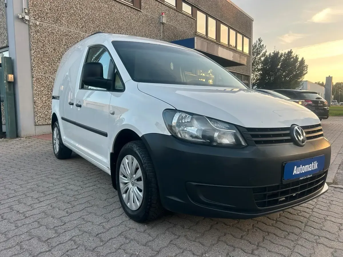 Gebraucht VW Caddy 102 PS (75 kW) 2013 Weiß Van / Kleinbus