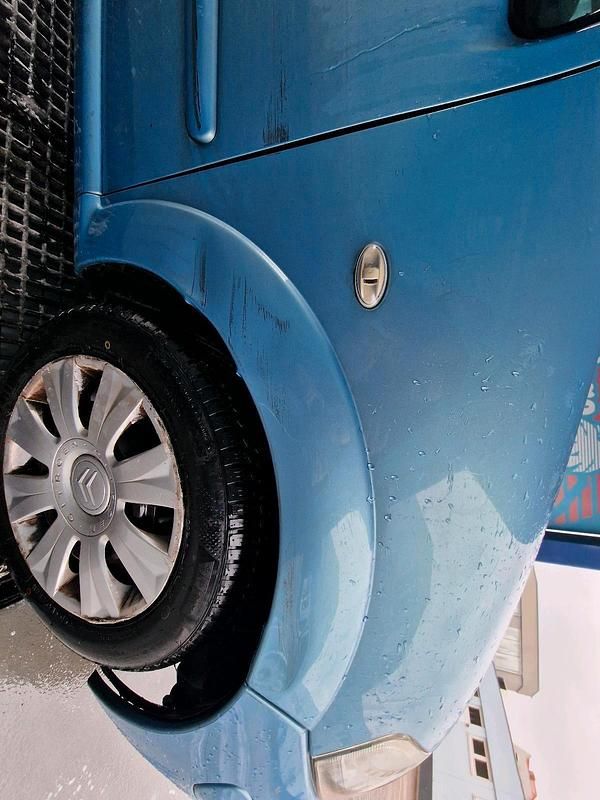 Gebraucht Citroën C3 73 PS (53 kW) 2008 Blau Kleinwagen