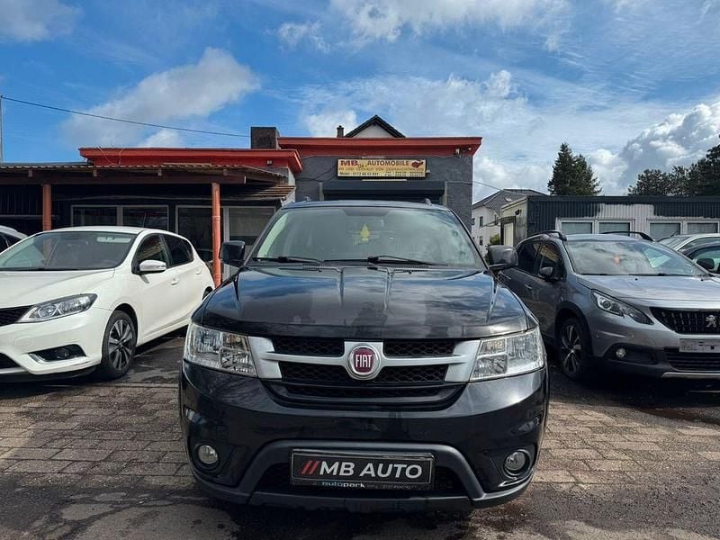 Gebraucht Fiat Freemont 170 PS (125 kW) 2014 Schwarz SUV