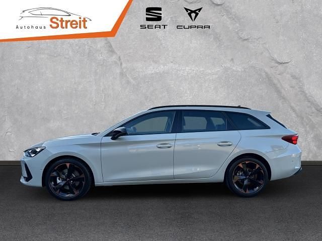 Neu Cupra Leon 204 PS (150 kW) 2025 Grau) taigagrau (grau Kombi