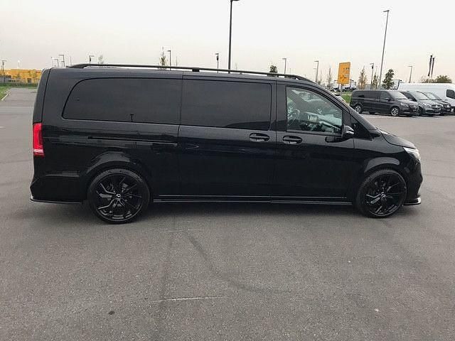 Gebraucht Mercedes V300 Edition 237 PS (174 kW) 2022 Schwarz Van / Kleinbus