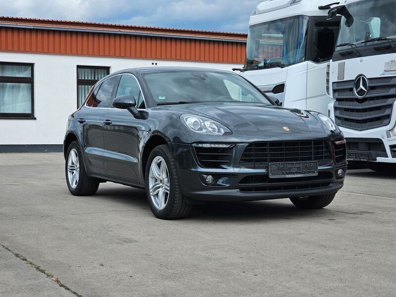Gebraucht Porsche Macan S 258 PS (189 kW) 2017 Grau SUV