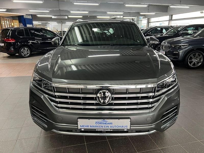 Gebraucht VW Touareg Elegance 340 PS (250 kW) 2022 Quarzitgrau SUV