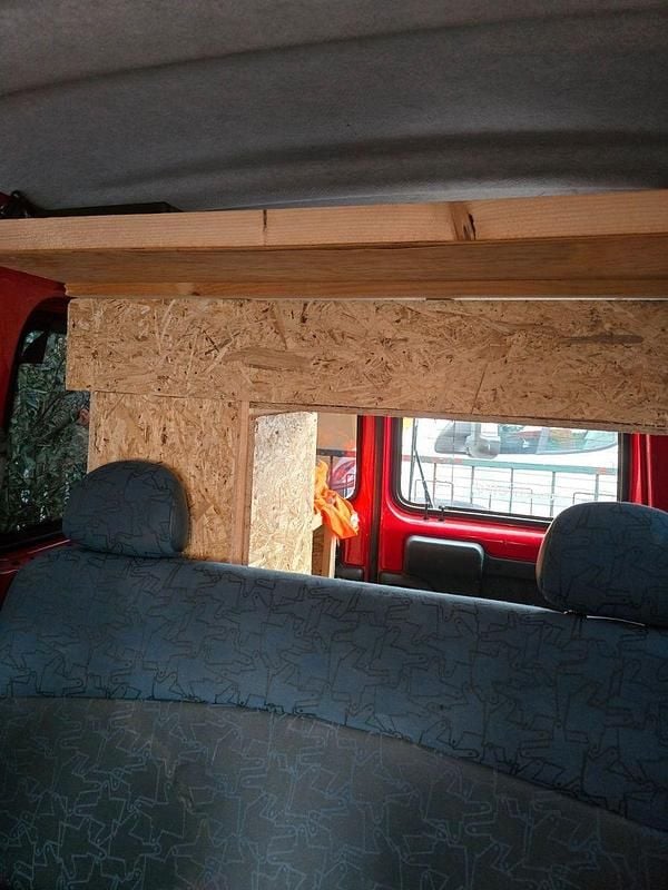 Gebraucht Renault Kangoo 58 PS (42 kW) 2000 Rot Van / Kleinbus