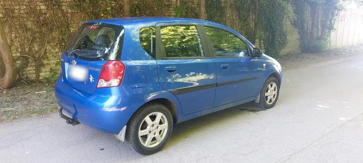 Gebraucht Chevrolet Kalos 80 PS (58 kW) 2008 Blau Kleinwagen