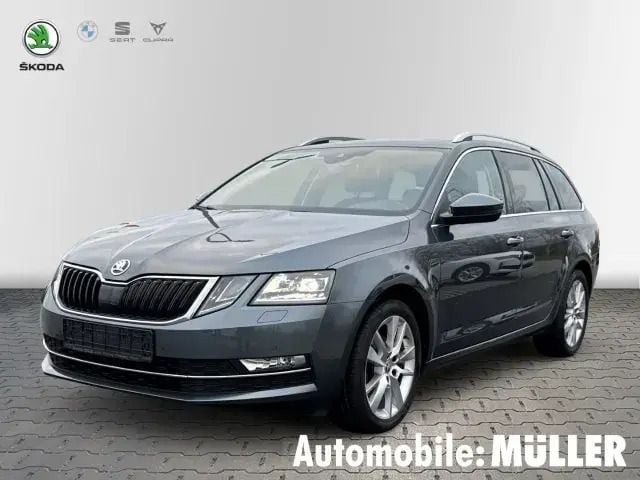 Grau Gebraucht 2019 Skoda Octavia G-TEC Style Kombi | 12.790 € (Guter Preis) - Bild 1/4