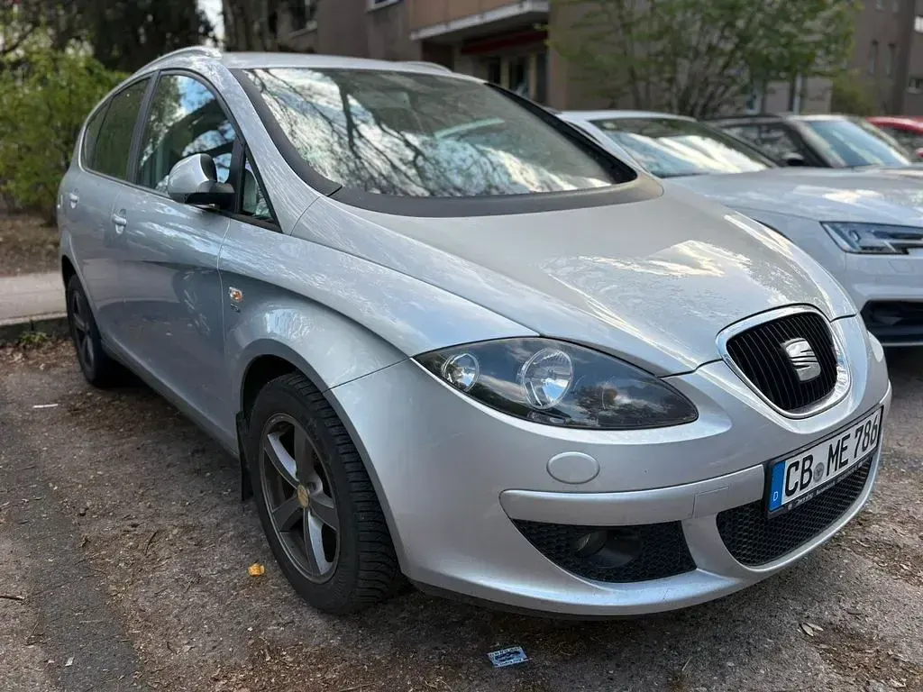 Second-hand Seat Altea 125 CP (91 kW) 2008 Argintiu Monovolum
