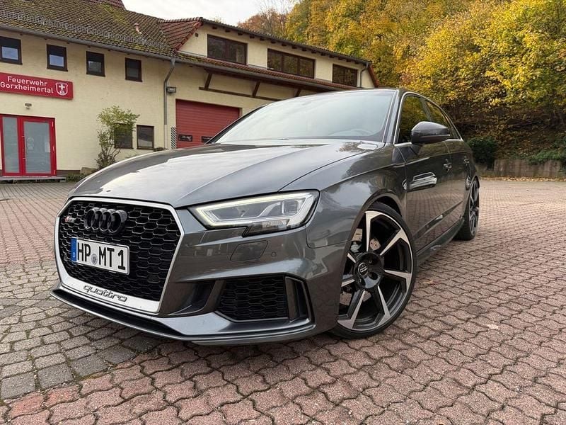 Gebraucht Audi RS3 Ambiente 610 PS (448 kW) 2018 Grau Limousine