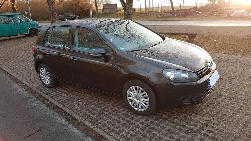 Schwarz Gebraucht 2009 VW Golf VI Trendline Limousine | 4.300 € (Guter Preis) - Bild 1/4